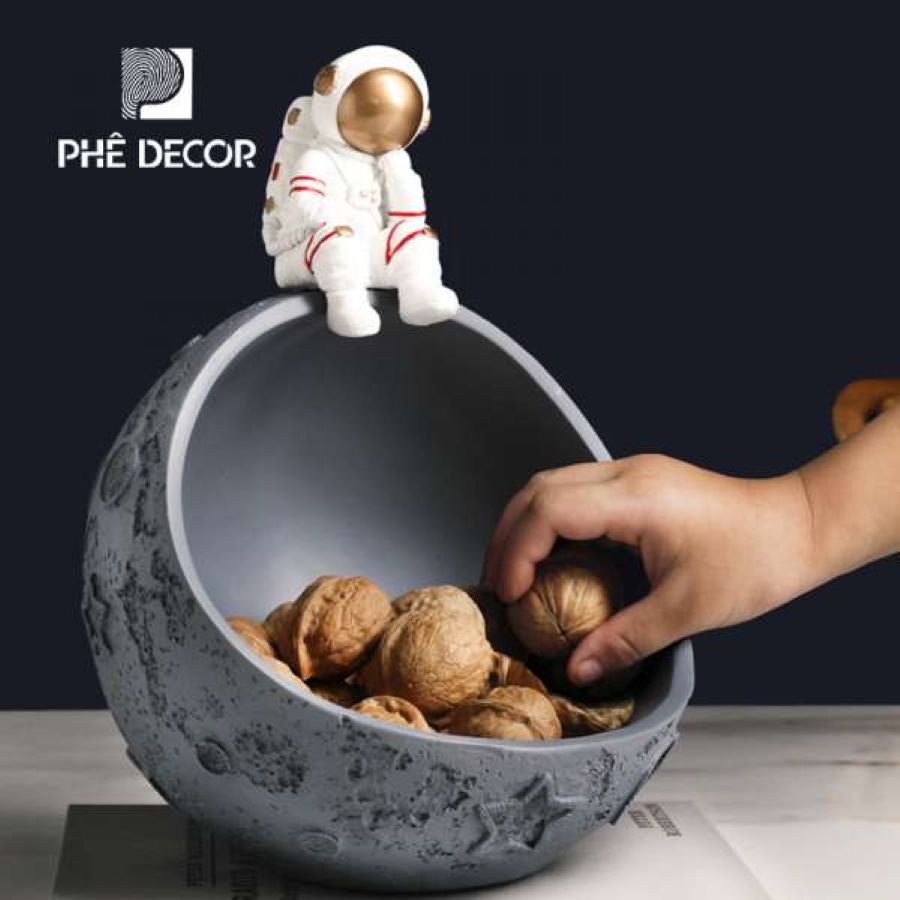 TƯỢNG DU HÀNH TRÊN MẶT TRĂNG - TD33